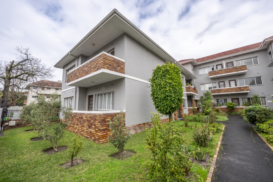 2 Bedroom Property for Sale in Kenilworth Western Cape
